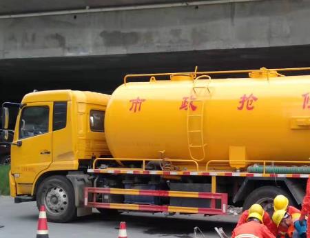 召陵化粪池清理公司为您分享化粪池的清理步骤